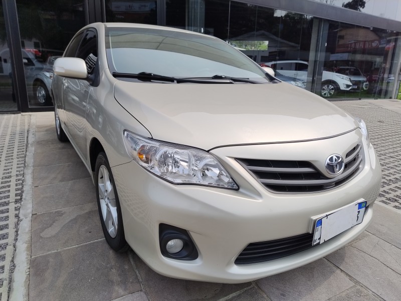 COROLLA 1.8 XEI 16V FLEX 4P AUTOMÁTICO - 2013 - CAXIAS DO SUL