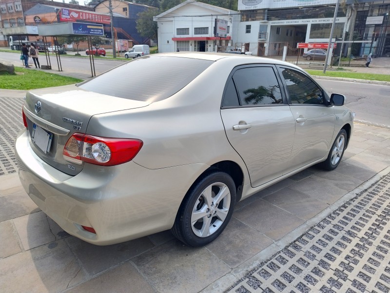 COROLLA 1.8 XEI 16V FLEX 4P AUTOMÁTICO - 2013 - CAXIAS DO SUL