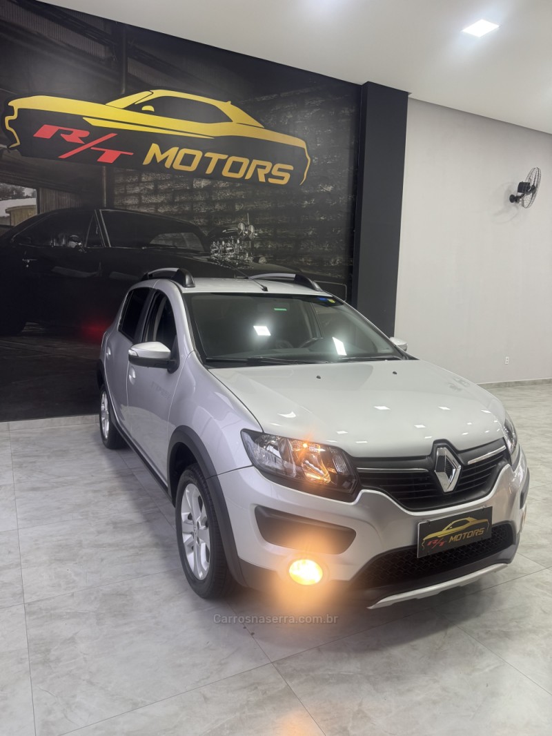 SANDERO 1.6 STEPWAY 8V FLEX 4P MANUAL - 2015 - CAXIAS DO SUL