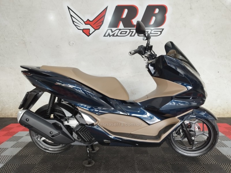 PCX 160 DLX ABS