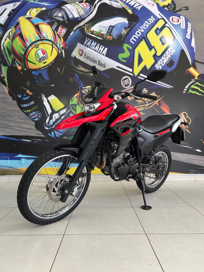 XTZ 250 LANDER - 2024 - PASSO FUNDO