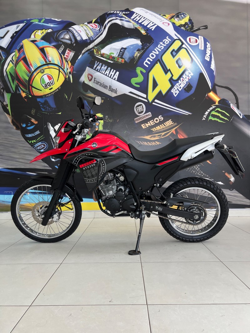 XTZ 250 LANDER - 2024 - PASSO FUNDO