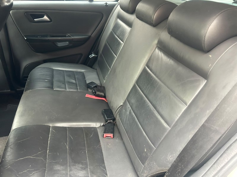 CROSSFOX 1.6 MI FLEX 8V 4P MANUAL - 2012 - TRêS COROAS