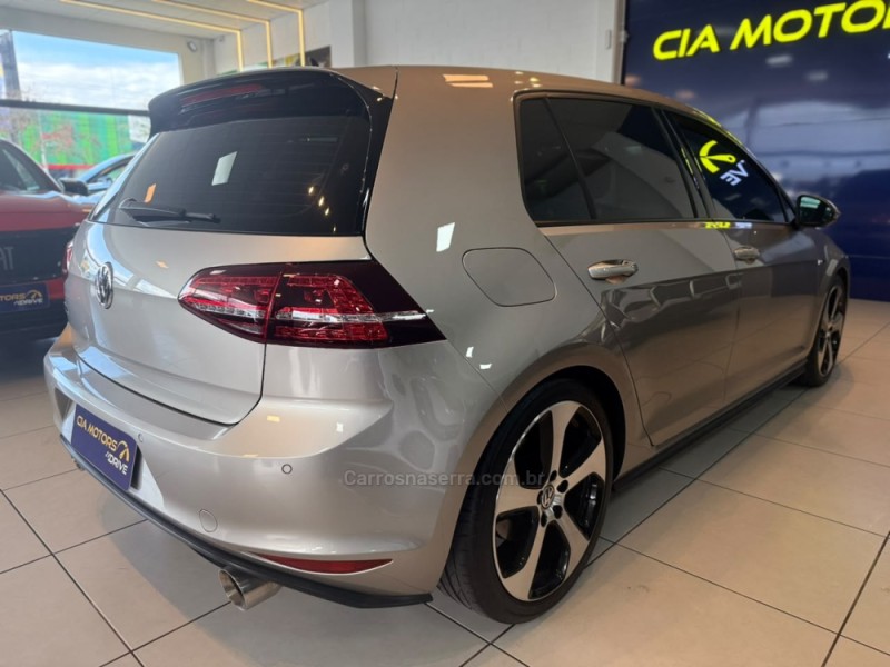 GOLF 2.0 TSI GTI 16V TURBO GASOLINA 4P AUTOMÁTICO - 2017 - SãO LEOPOLDO