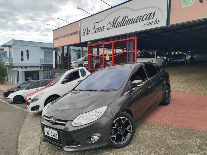 focus 2.0 titanium fastback 16v flex 4p automatico 2014 farroupilha