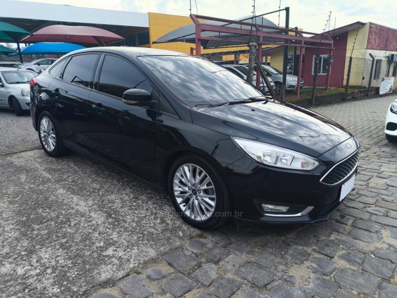 FOCUS 2.0 SE SEDAN 16V FLEX 4P AUTOMÁTICO - 2018 - FARROUPILHA