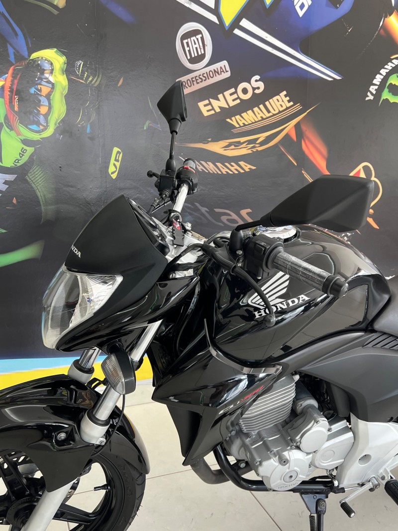 CB 300R ABS - 2013 - PASSO FUNDO