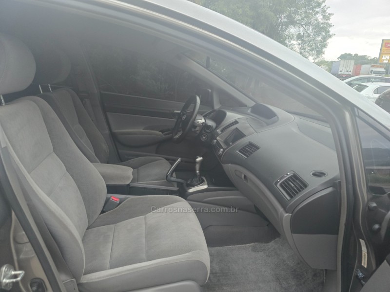 CIVIC  - 2010 - ENCANTADO