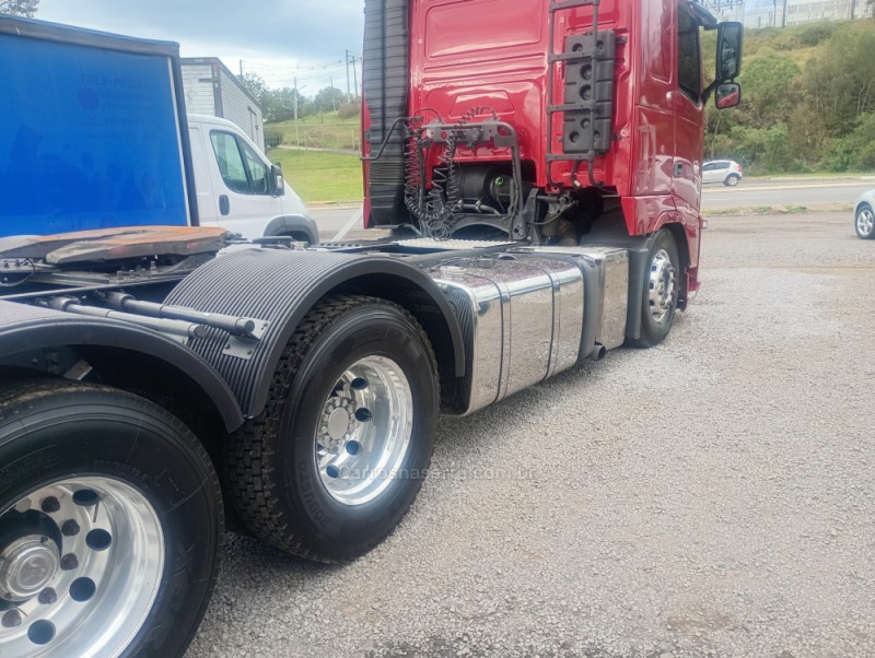 FH 460 GLOBETROTTER 6X2 - 2014 - FARROUPILHA