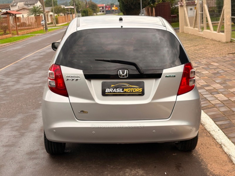 FIT 1.4 LX 16V FLEX 4P MANUAL - 2009 - ESTâNCIA VELHA