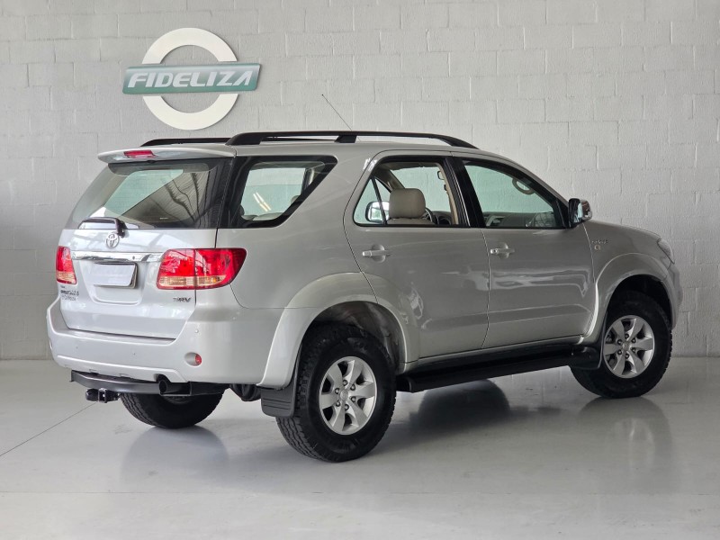 HILUX SW4 3.0 SRV 4X4 16V TURBO INTERCOOLER DIESEL 4P AUTOMÁTICO - 2006 - FARROUPILHA