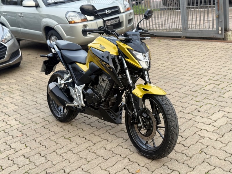 CB 300F TWISTER ABS - 2023 - BENTO GONçALVES