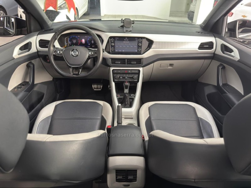 T-CROSS 1.4 HIGHLINE TSI 16V FLEX 4P AUTOMÁTICO - 2020 - NOVO HAMBURGO