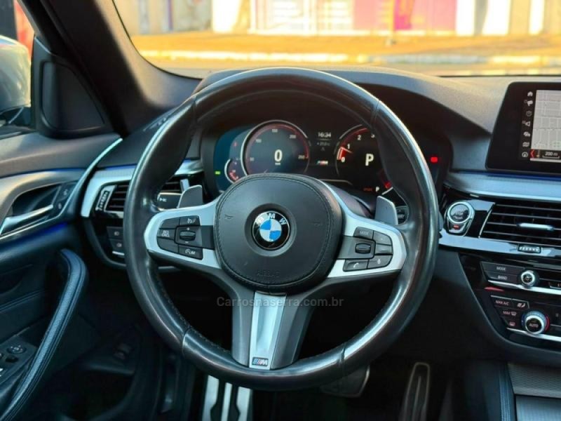 530I 2.0 M SPORT 16V TURBO GASOLINA 4P AUTOMÁTICO - 2018 - CANOAS
