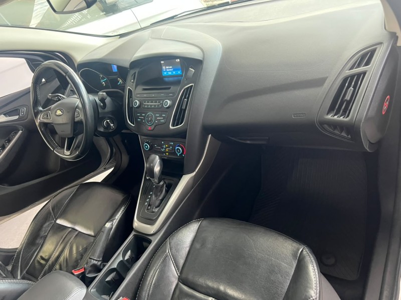 FOCUS 2.0 SE SEDAN 16V FLEX 4P AUTOMÁTICO - 2018 - CAXIAS DO SUL