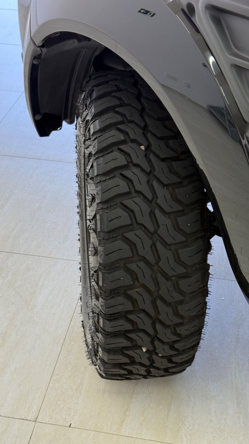 PAJERO TR4 2.0 4X4 16V 140CV FLEX 4P MANUAL - 2012 - BENTO GONçALVES