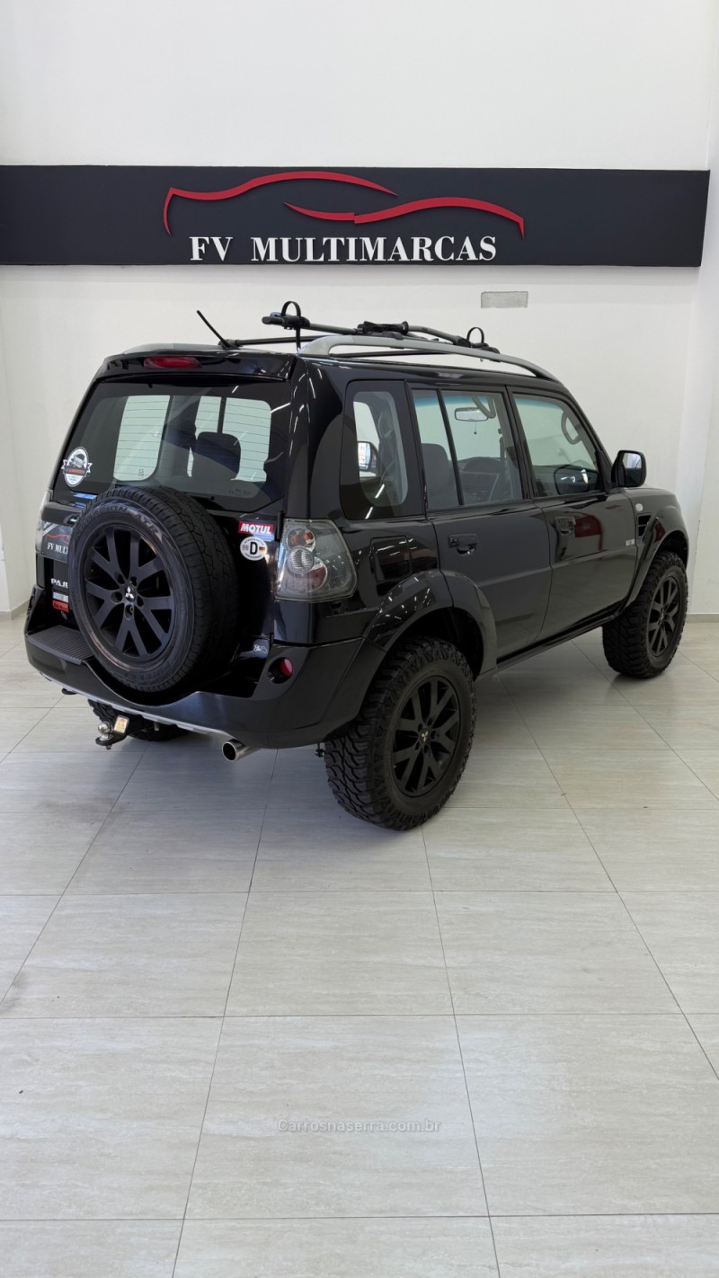 PAJERO TR4 2.0 4X4 16V 140CV FLEX 4P MANUAL - 2012 - BENTO GONçALVES