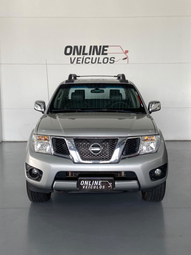 FRONTIER 2.5 SL 4X4 CD TURBO ELETRONIC DIESEL 4P AUTOMÁTICO - 2016 - FARROUPILHA