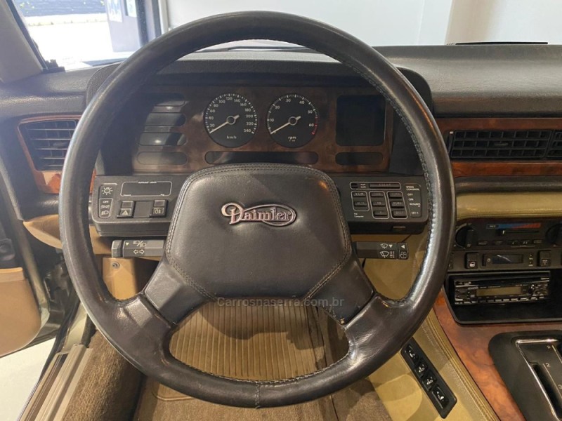 DAIMLER 3.6 V6 XJ40 GASOLINA 4P AUTOMÁTICO - 1987 - FLORES DA CUNHA