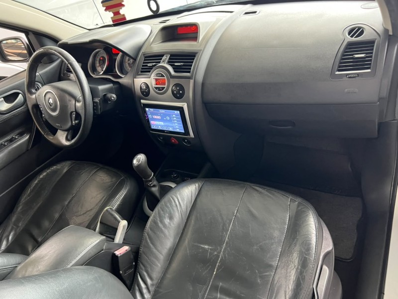 MÉGANE 1.6 DYNAMIQUE 16V FLEX 4P MANUAL - 2013 - CAXIAS DO SUL
