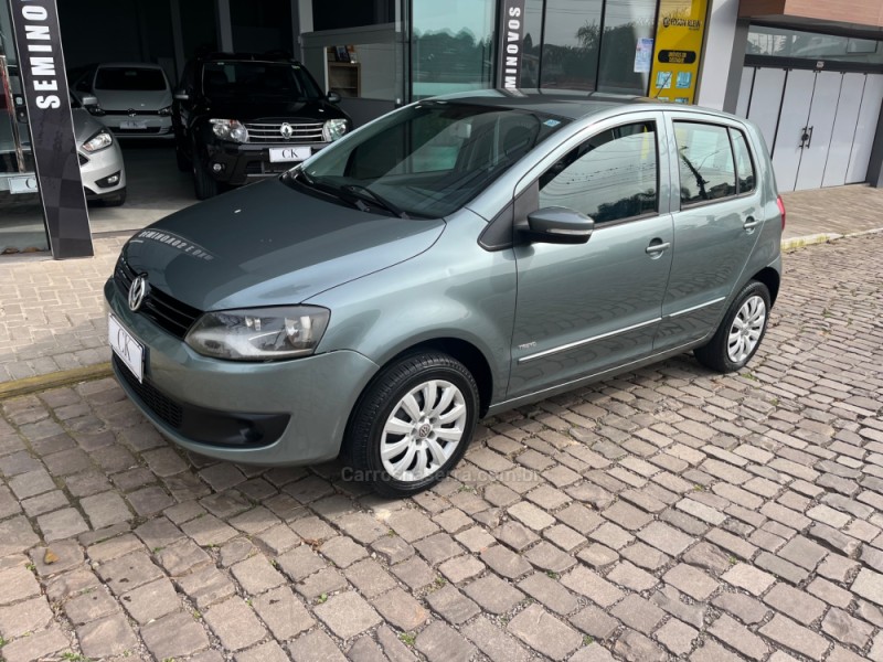 FOX 1.0 MI TREND 8V FLEX 4P MANUAL - 2010 - VERANóPOLIS