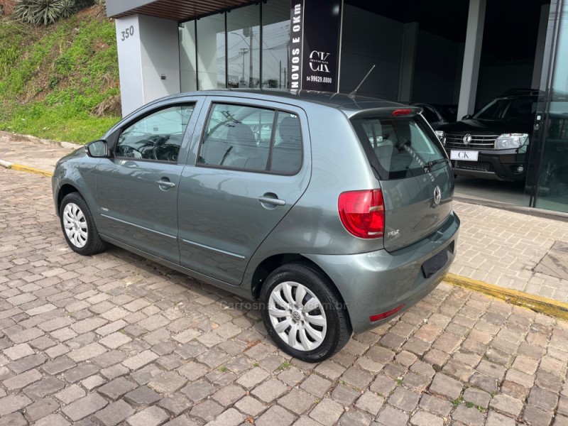 FOX 1.0 MI TREND 8V FLEX 4P MANUAL - 2010 - VERANóPOLIS