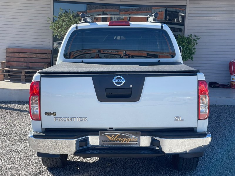 FRONTIER 2.5 SL 4X4 CD TURBO ELETRONIC DIESEL 4P AUTOMÁTICO - 2015 - CAXIAS DO SUL