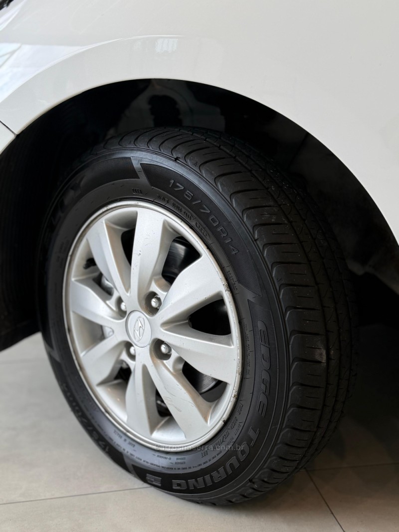 HB20 1.6 COMFORT 16V FLEX 4P MANUAL - 2015 - BENTO GONçALVES