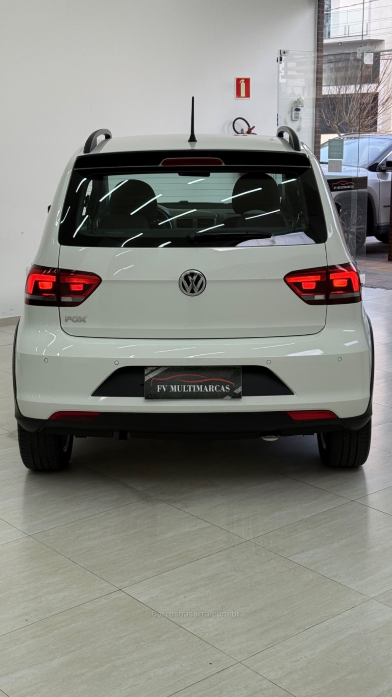 FOX 1.0 MPI TRACK 12V FLEX 4P MANUAL - 2017 - BENTO GONçALVES