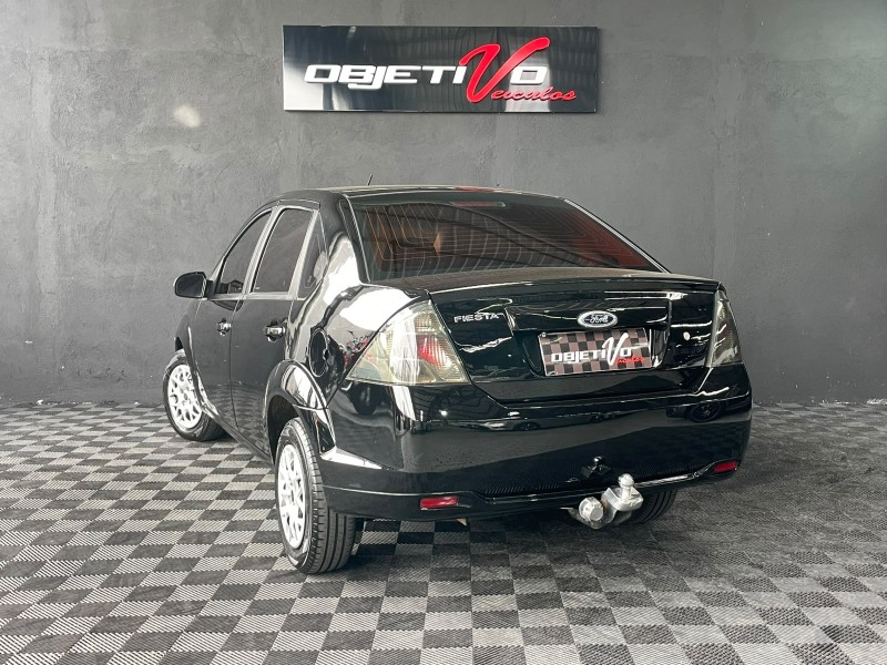 FIESTA 1.6 MPI SEDAN 8V FLEX 4P MANUAL - 2013 - CAXIAS DO SUL