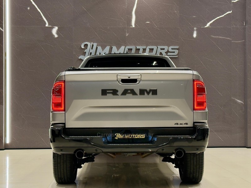 RAMPAGE 2.0 HURRICANE R/T 4 4X4 TURBO GASOLINA 4P AUTOMÁTICO - 2024 - CAXIAS DO SUL