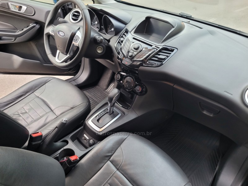 FIESTA 1.6 TITANIUM PLUS HATCH 16V FLEX 4P AUTOMÁTICO - 2015 - FLORES DA CUNHA