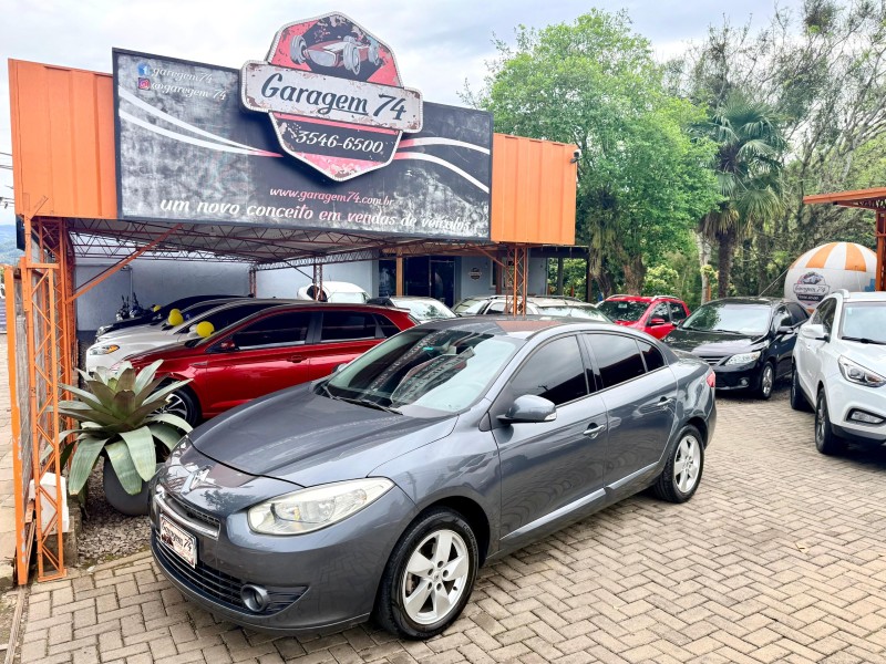 fluence 2.0 dynamique 16v flex 4p manual 2013 tres coroas