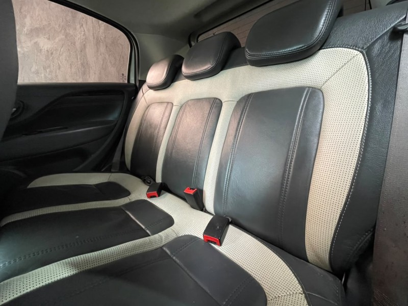 PUNTO 1.6 ESSENCE 16V FLEX 4P AUTOMATIZADO - 2013 - CAXIAS DO SUL