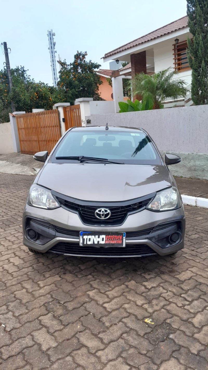ETIOS 1.5 X PLUS 16V FLEX 4P MANUAL - 2020 - ESTRELA