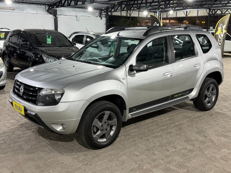 duster 2.0 dynamique 4x2 16v flex 4p automatico 2014 caxias do sul