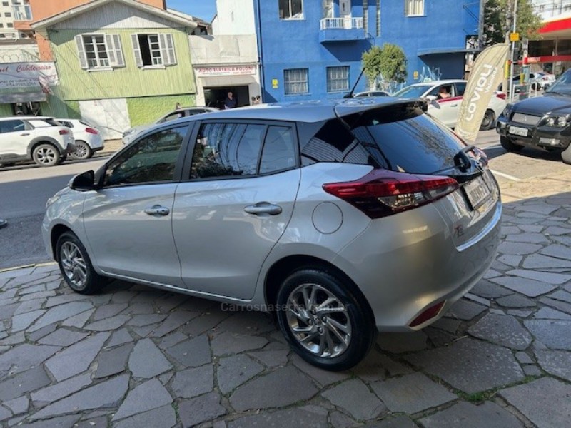 YARIS 1.5 XS 16V FLEX 4P AUTOMÁTICO - 2023 - CAXIAS DO SUL
