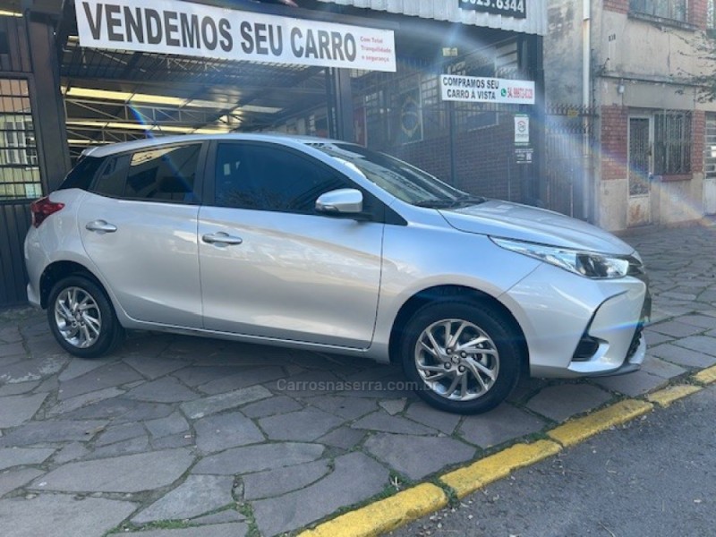 YARIS 1.5 XS 16V FLEX 4P AUTOMÁTICO - 2023 - CAXIAS DO SUL