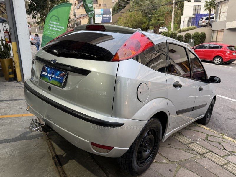 FOCUS 1.6 8V FLEX 4P MANUAL - 2009 - BENTO GONçALVES