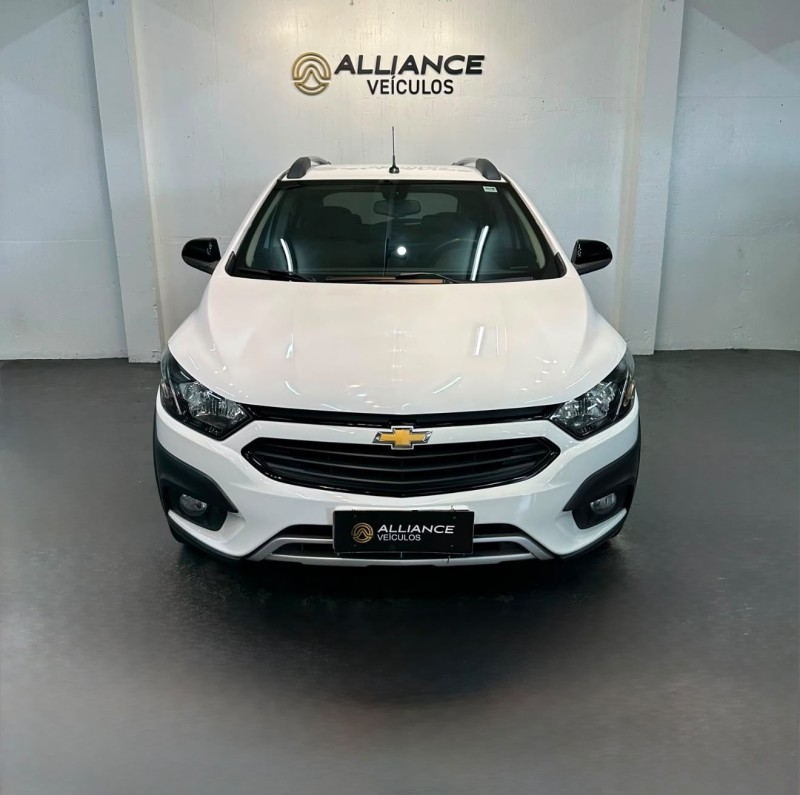 ONIX 1.4 MPFI ACTIV 8V FLEX 4P MANUAL - 2017 - CAXIAS DO SUL