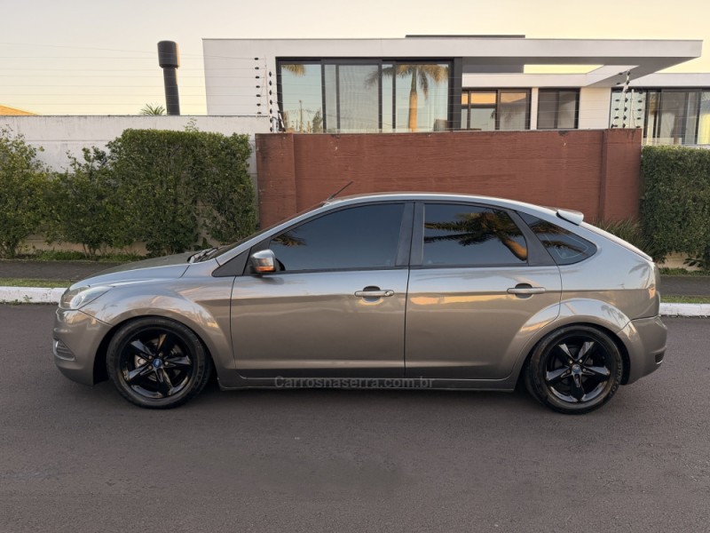 FOCUS 1.6 8V FLEX 4P MANUAL - 2011 - SãO LEOPOLDO