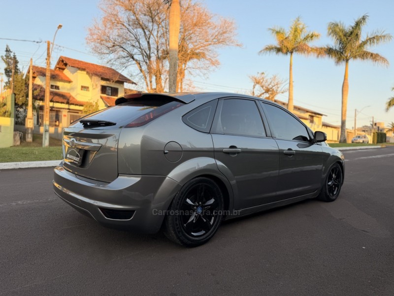 FOCUS 1.6 8V FLEX 4P MANUAL - 2011 - SãO LEOPOLDO