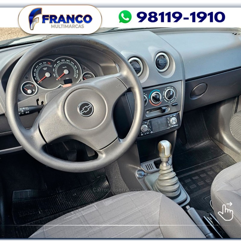 PRISMA 1.0 MPFI VHCE MAXX 8V FLEX 4P MANUAL - 2010 - VACARIA