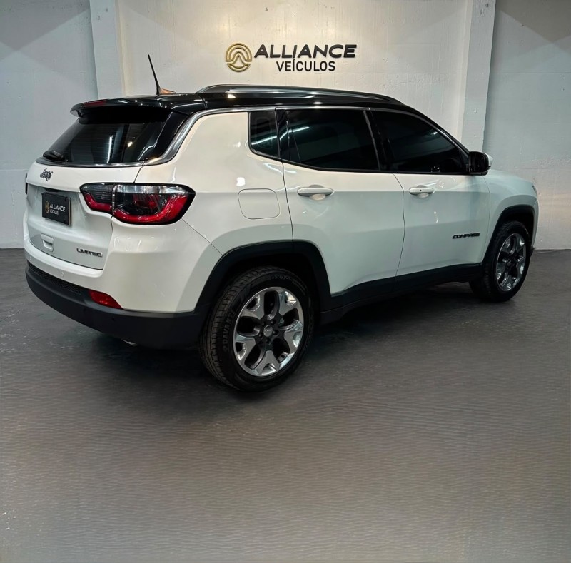 COMPASS 2.0 16V FLEX LIMITED AUTOMÁTICO - 2017 - CAXIAS DO SUL