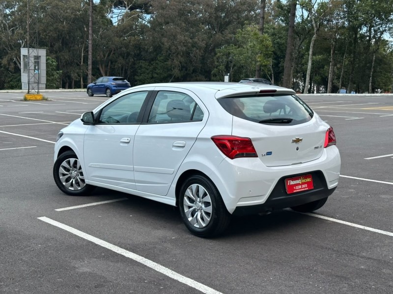 ONIX 1.4 MPFI LT 8V FLEX 4P MANUAL - 2017 - CAXIAS DO SUL