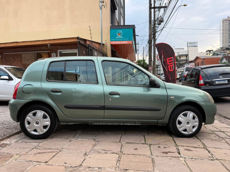 CLIO 1.0 EXPRESSION 16V GASOLINA 4P MANUAL - 2006 - CAXIAS DO SUL
