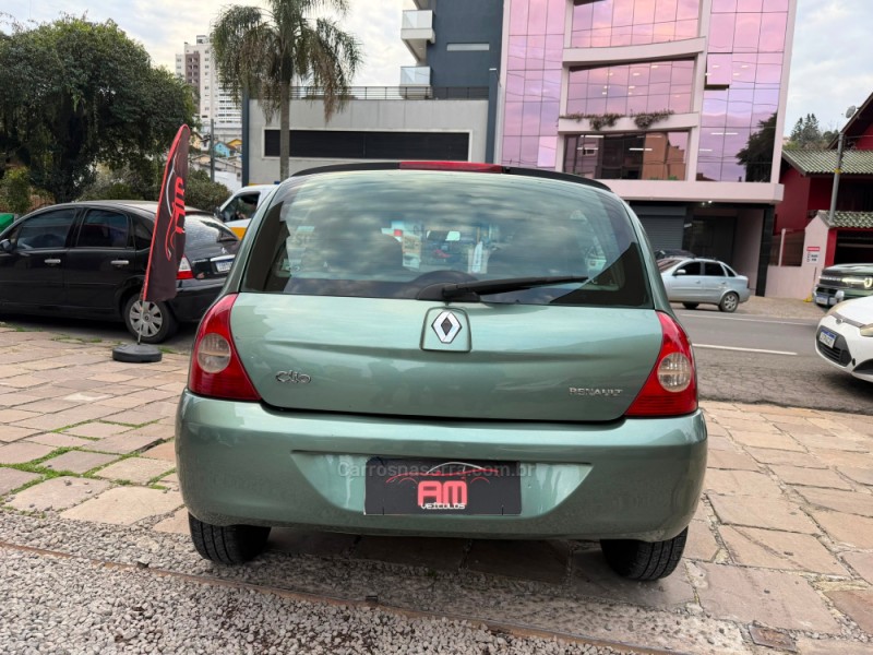 CLIO 1.0 EXPRESSION 16V GASOLINA 4P MANUAL - 2006 - CAXIAS DO SUL
