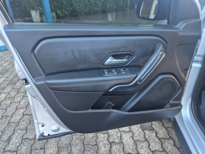DUSTER OROCH 1.3 TCE OUTSIDER 4P FLEX AUTOMÁTICA - 2023 - CAXIAS DO SUL