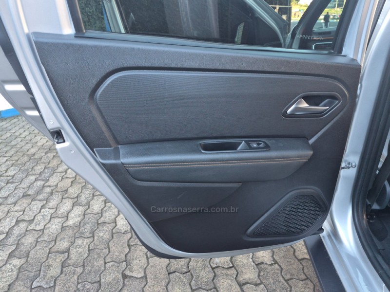 DUSTER OROCH 1.3 TCE OUTSIDER 4P FLEX AUTOMÁTICA - 2023 - CAXIAS DO SUL
