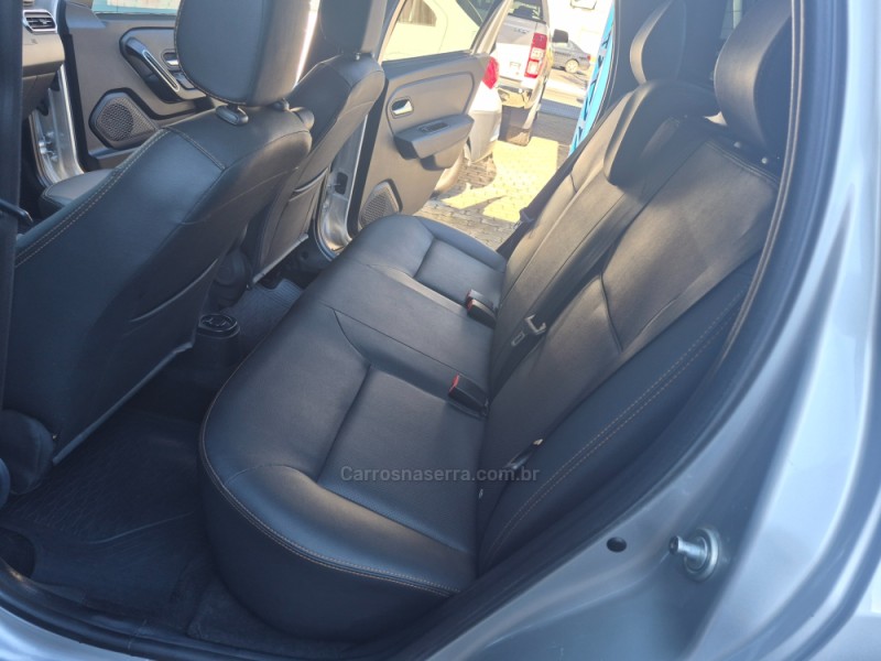 DUSTER OROCH 1.3 TCE OUTSIDER 4P FLEX AUTOMÁTICA - 2023 - CAXIAS DO SUL